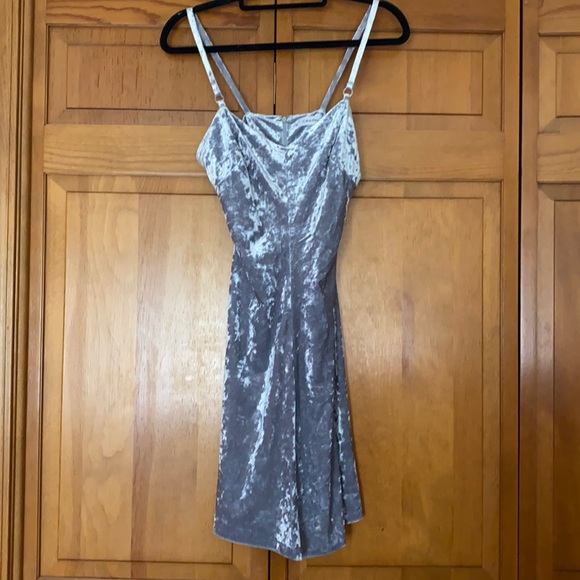 calvin klein silver velvet dress Calvin Klein Silver Velvet Special Occasion Dress